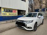  MITSUBISHI Outlander photo 1