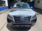 TOYOTA Fortuner 2.7 photo 9